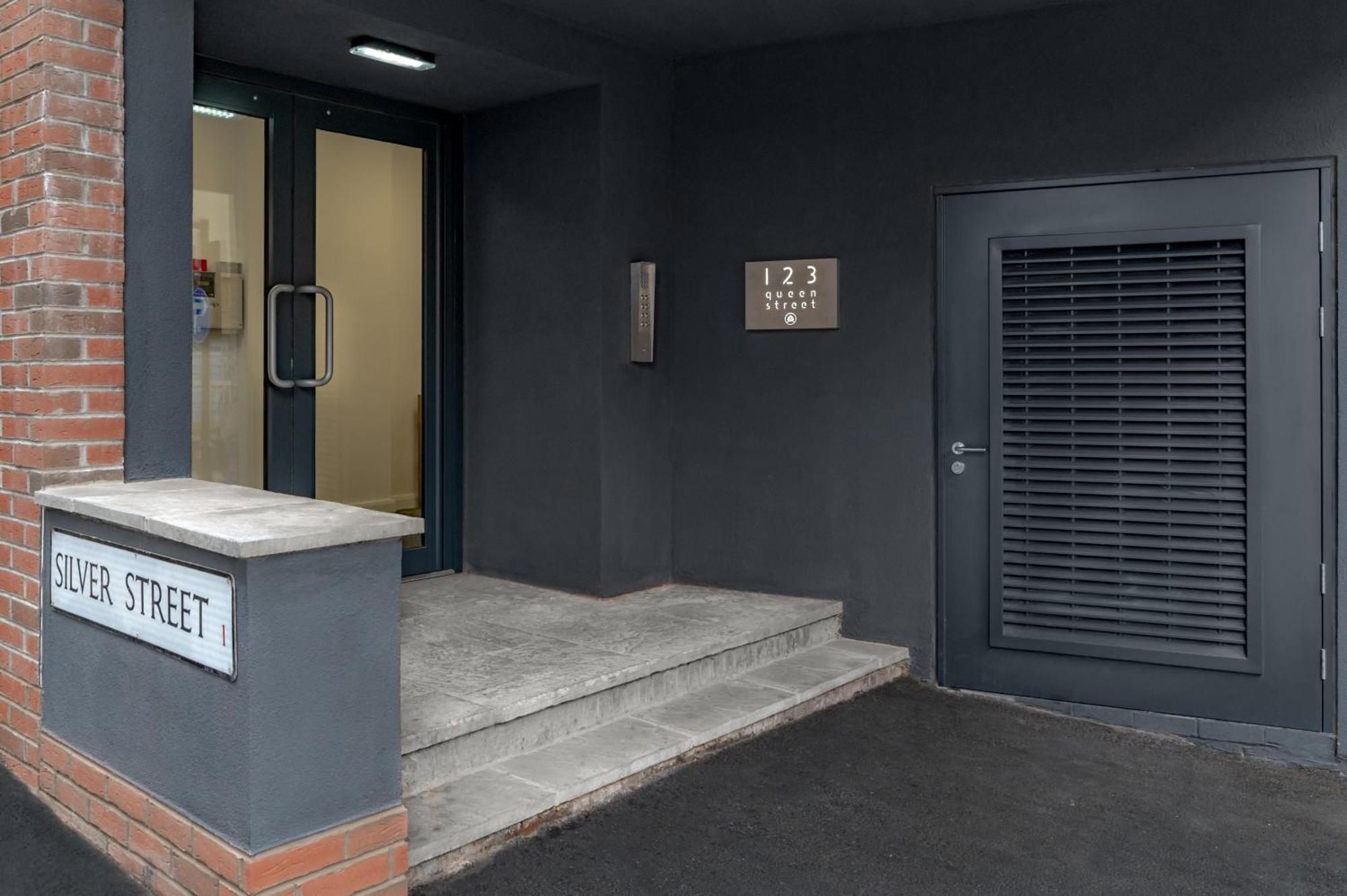 123 Queen Street - Home Crowd Luxury Apartments Шефилд Экстерьер фото